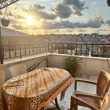 Taksim White Family 4* 伊斯坦布尔