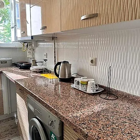 Taksim White Family Appart hôtel 4*