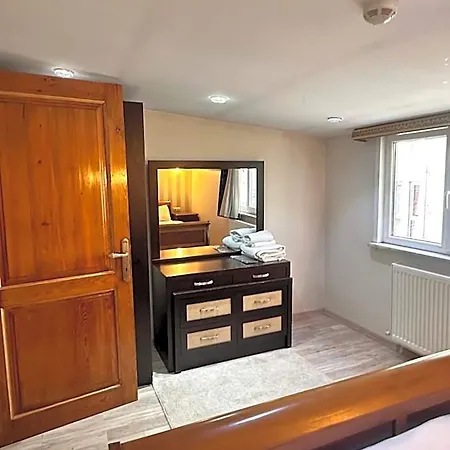 Taksim White Family Appart hôtel 4*