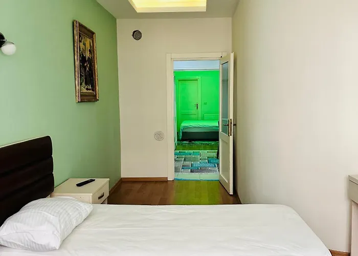 Taksim White Family 4*