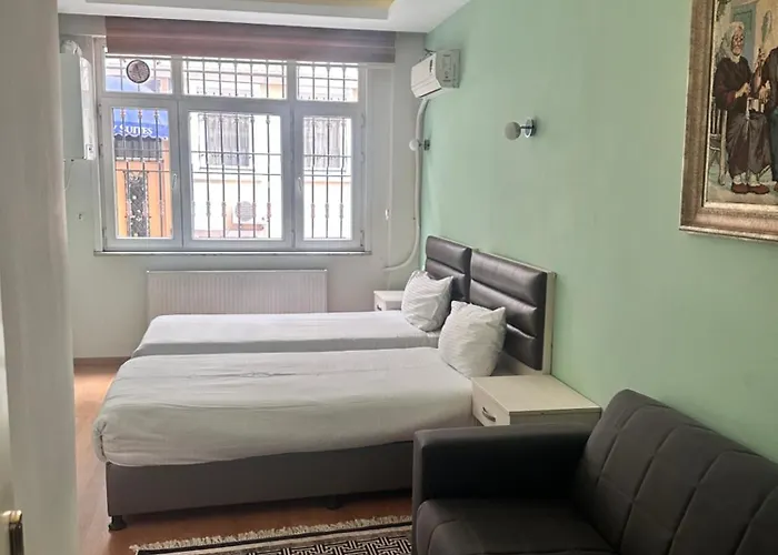 Taksim White Family 4*