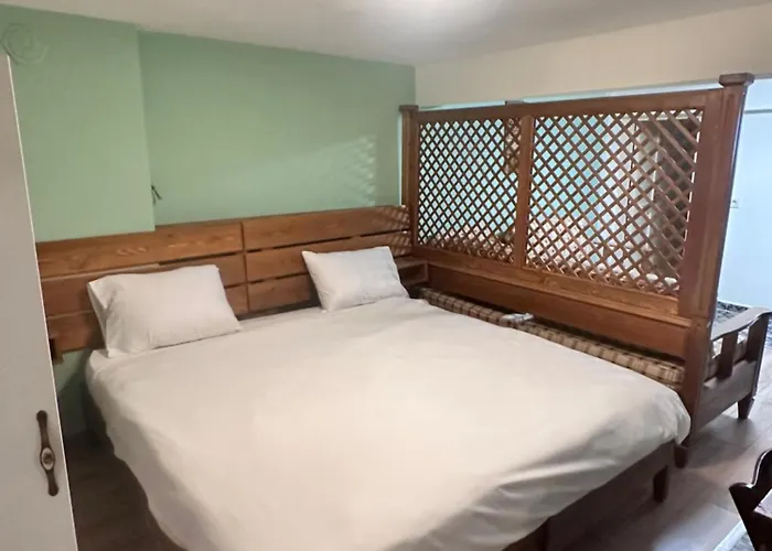 Taksim White Family 4*