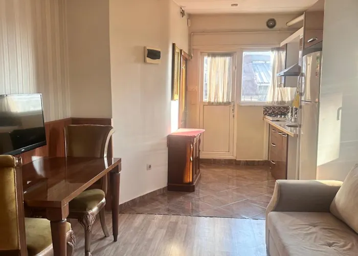 Taksim White Family 4* Стамбул