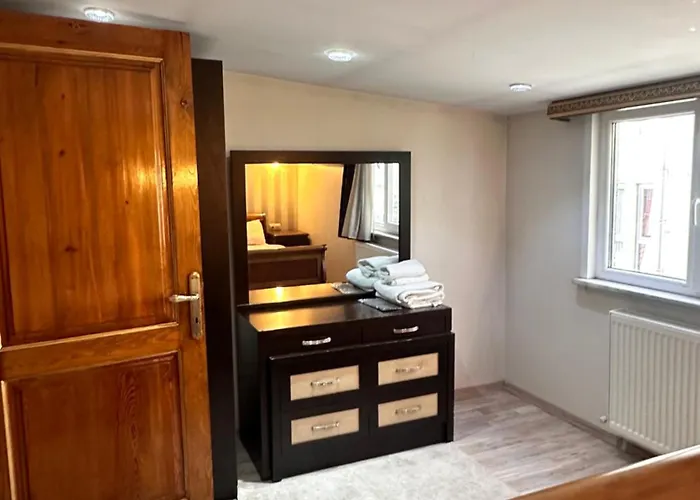 Taksim White Family 4*