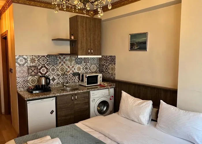 Taksim White Family Апарт-отель 4*