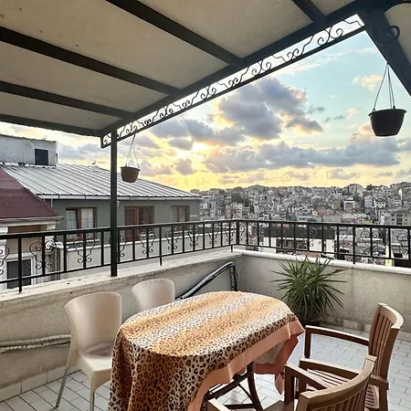 Taksim White Family 4*