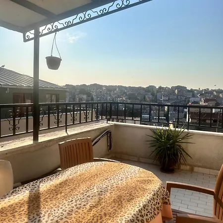 Aparthotel Taksim White Family 4*