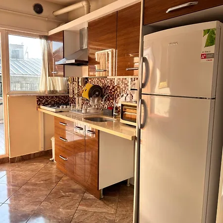 Apart Otel Taksim White Family