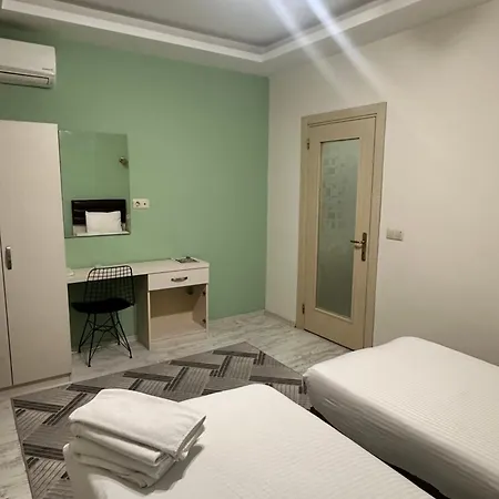 Taksim White Family 4*